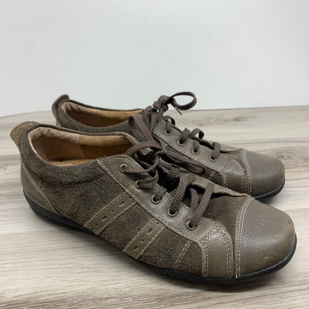 TAOS Women Streamline Brown Cap Toe Leather‎ Suede Embossed Lace Up Sneakers 8